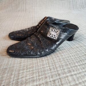 Brighton Black Leather Mules Size 6.5  Heeled Embroidered Buckle Square Toe